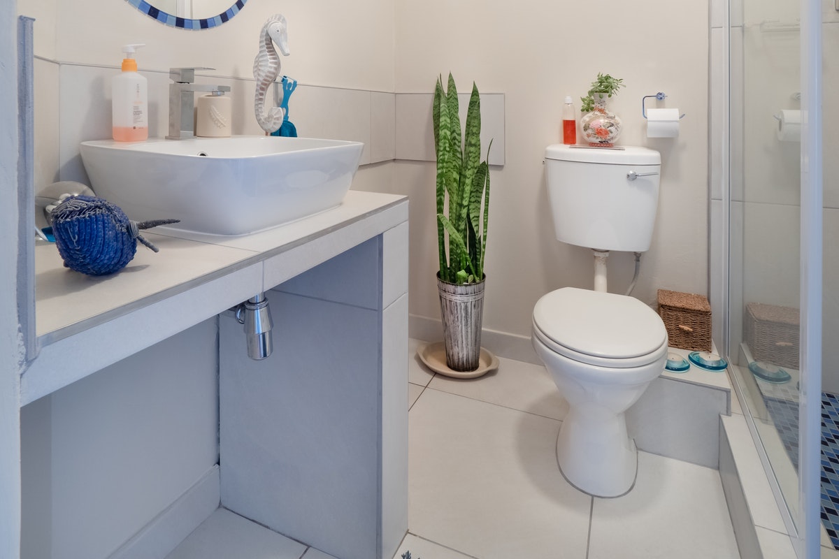 Is landlord responsible for leaking toilet realestateke